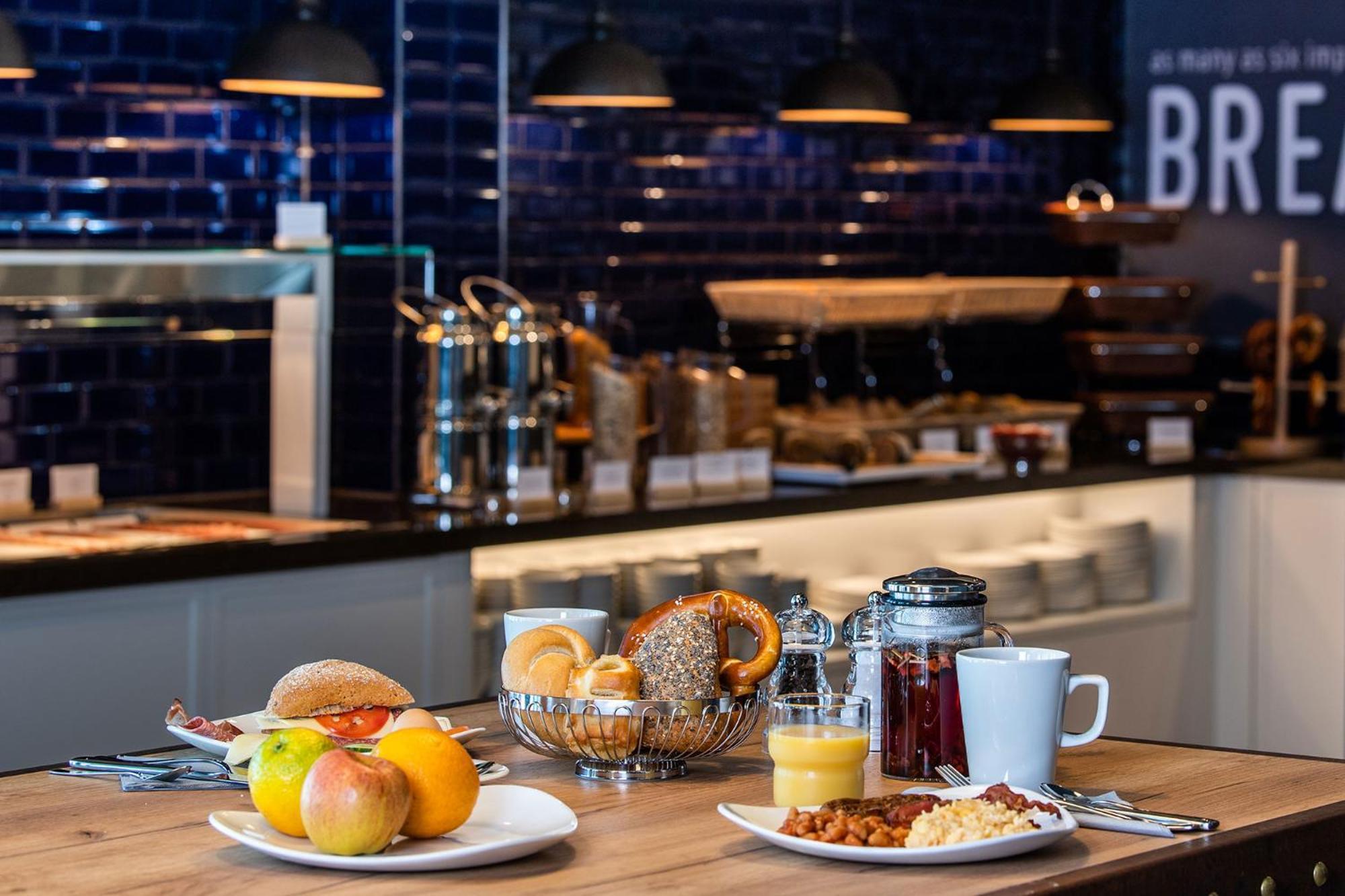 Premier Inn Stuttgart City Centre المظهر الخارجي الصورة